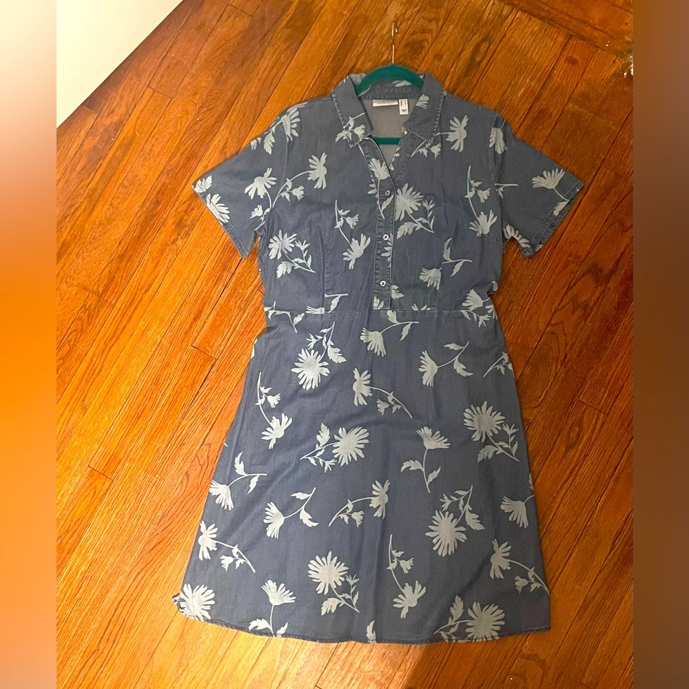 Denim Dress, Med. Never worn.